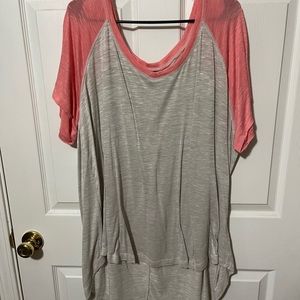 Torrid 4 raglan tee